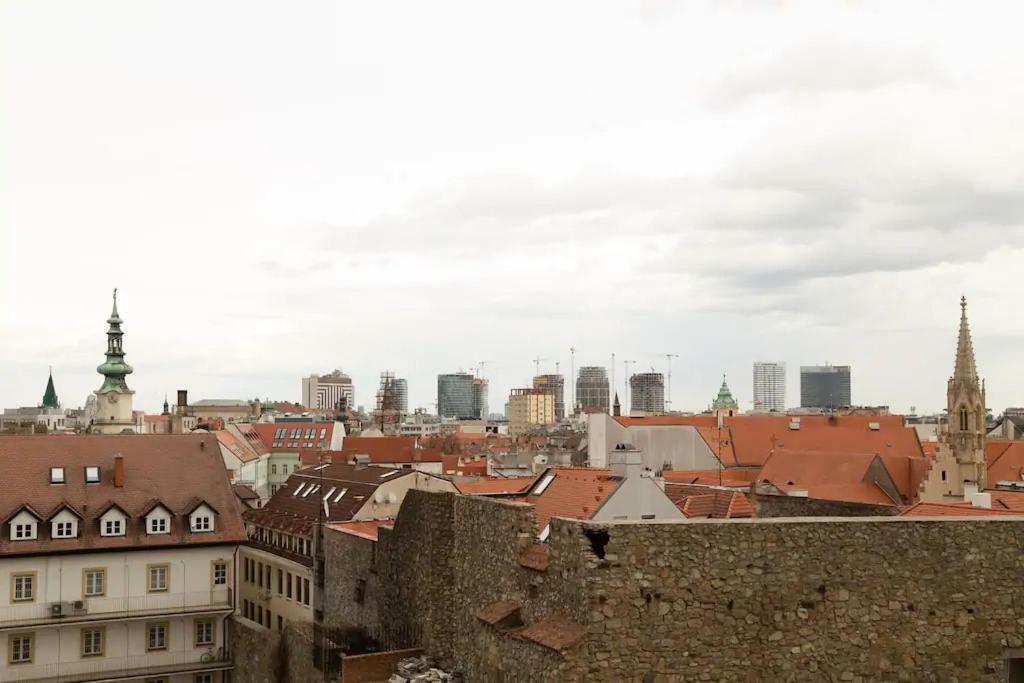 Oldtown Safari Lodge Bratislava Exteriér fotografie